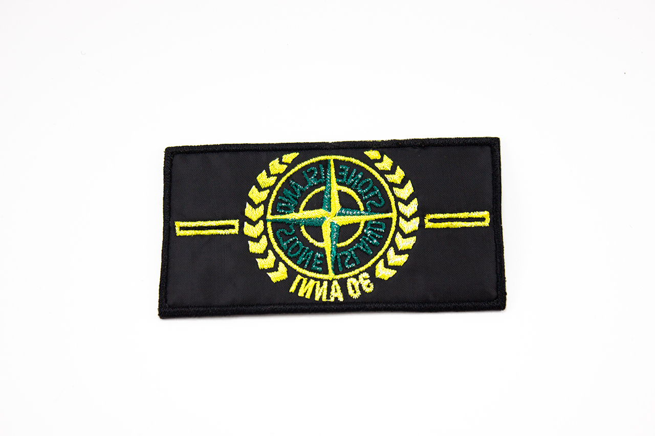 Патч классический Stone Island 30 ANNIVERSARY + 2 пуговицы