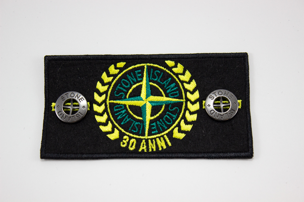 Патч классический Stone Island 30 ANNIVERSARY + 2 пуговицы
